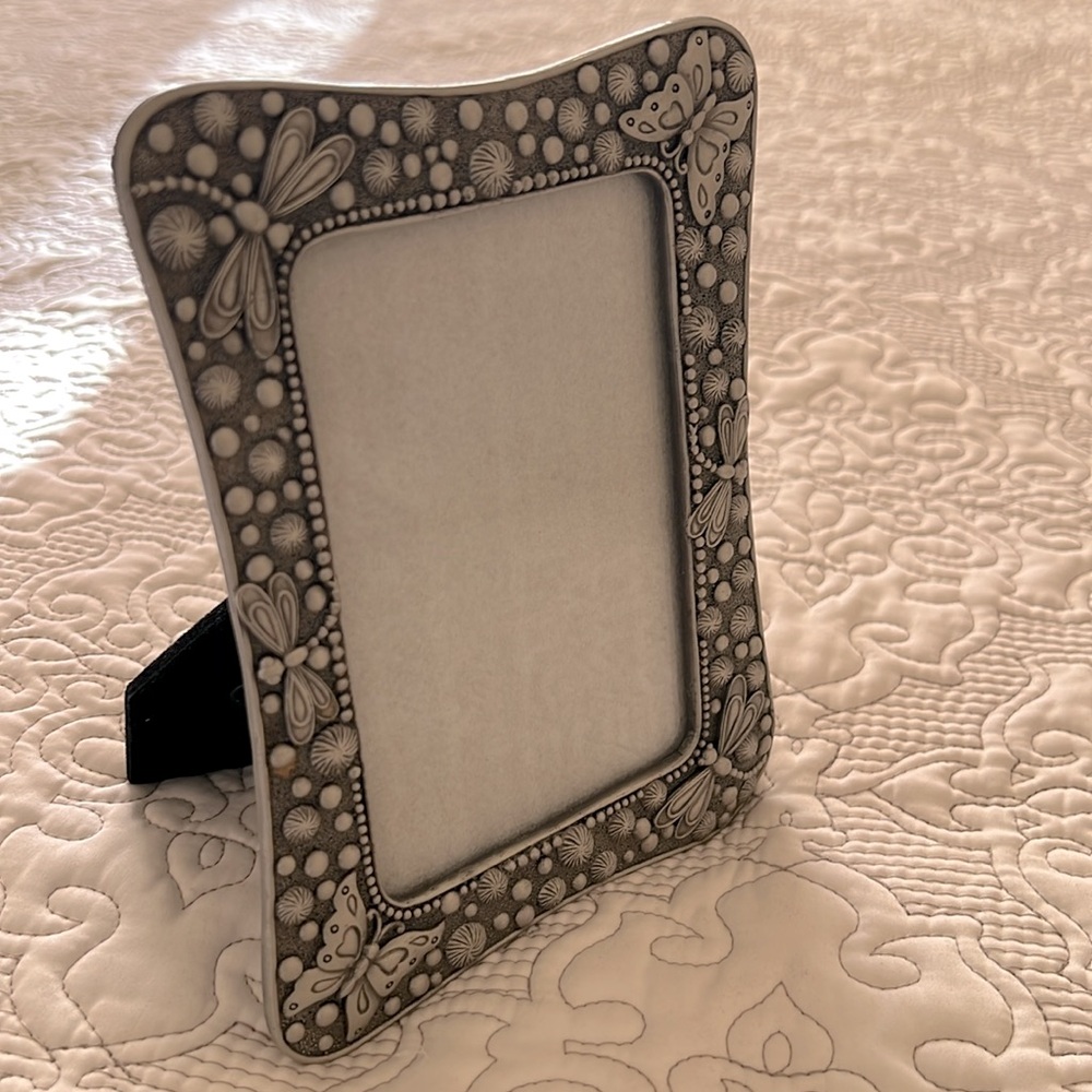 Elegant Butterfly Embossed Photo Frame